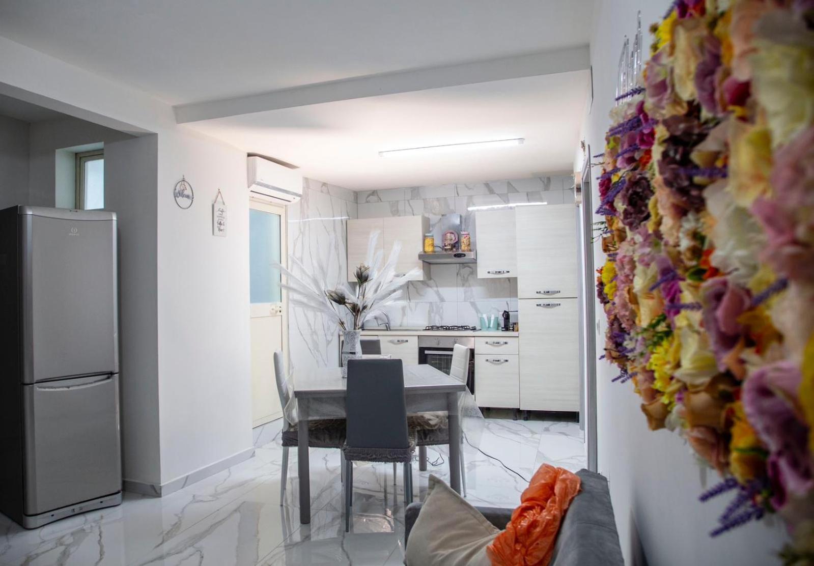 Tiluri Apartment Naples Exterior photo